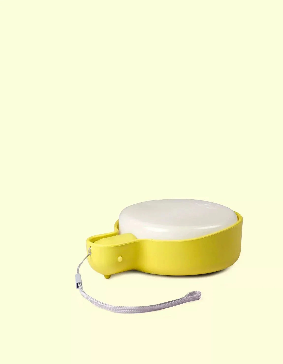 Yellow travel bottle with anti-drip valve for dogs, compact and lightweight, 250ml capacity.