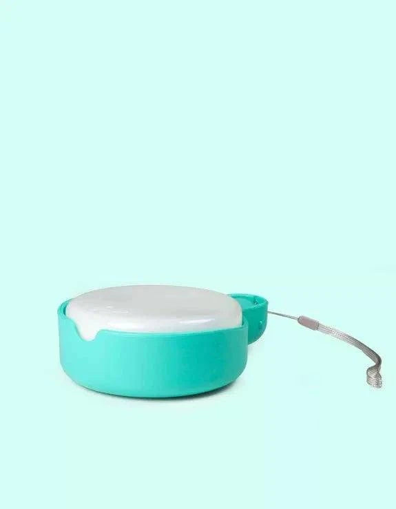 Aquamarine anti-drip travel bottle for dogs with compact design, 250ml capacity.